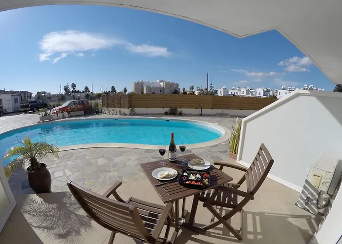 Kato Paphos Suites